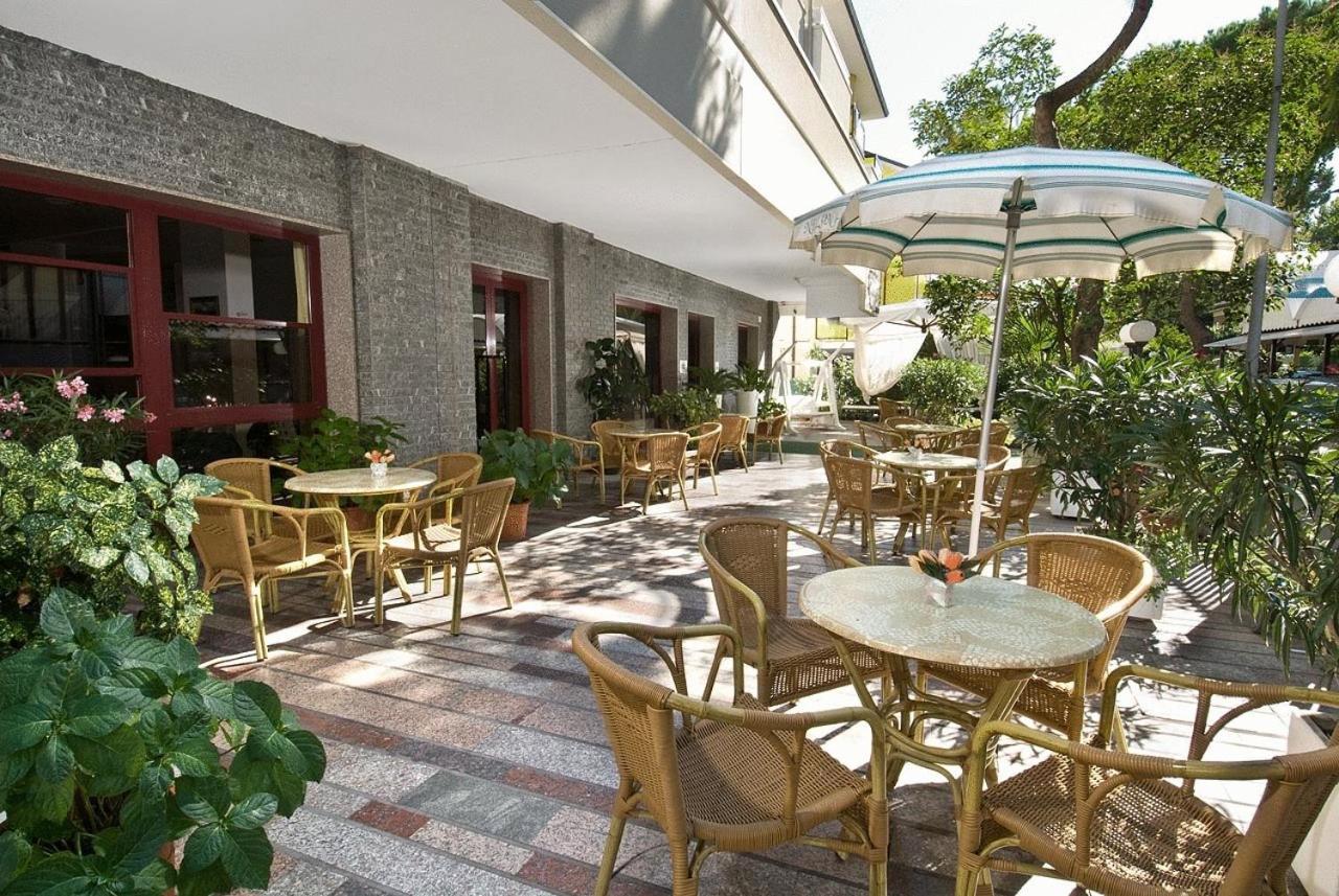 Hotel Capinera Rimini Ngoại thất bức ảnh